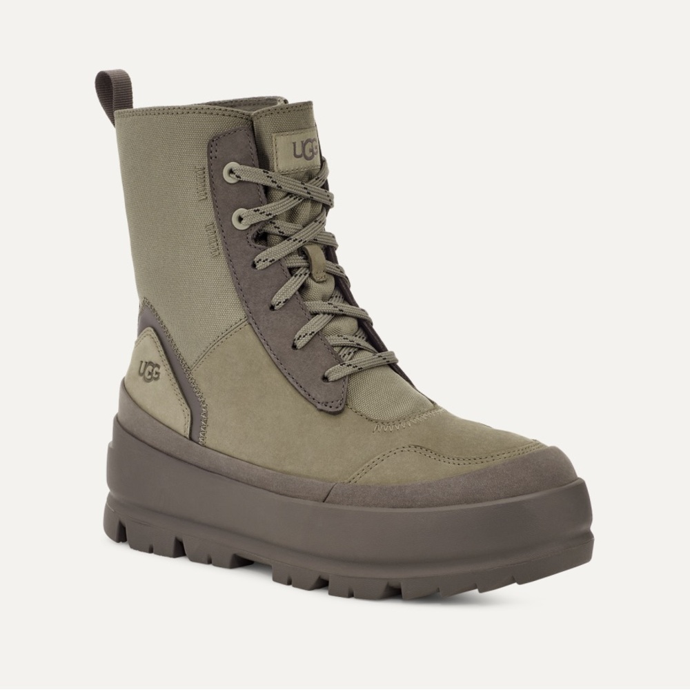 NWOB UGG The Lug Women’s Boots In Moss Green MSRP $140 Size 9.5